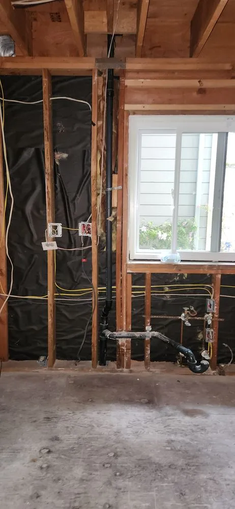 Slide of Perez Electrician