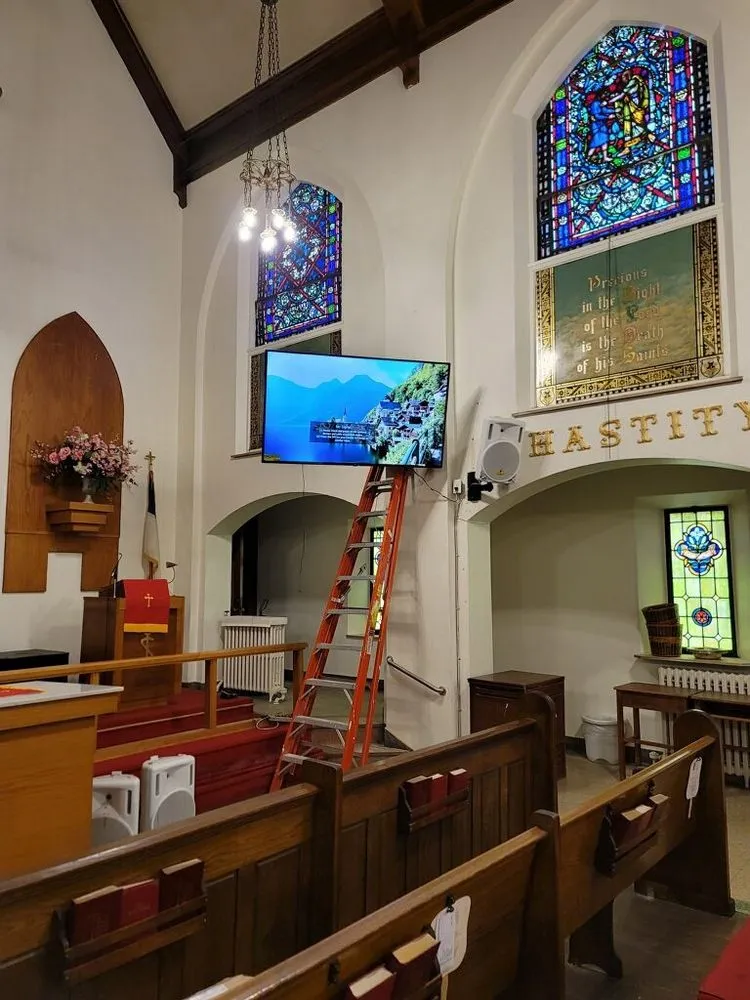 Expert electrician providing panel upgrade in Finleyville, PA - Perfect Circuit Pittsburgh