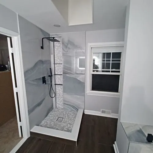 Slide of Perla Construction