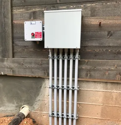 Persistent Electric Logo