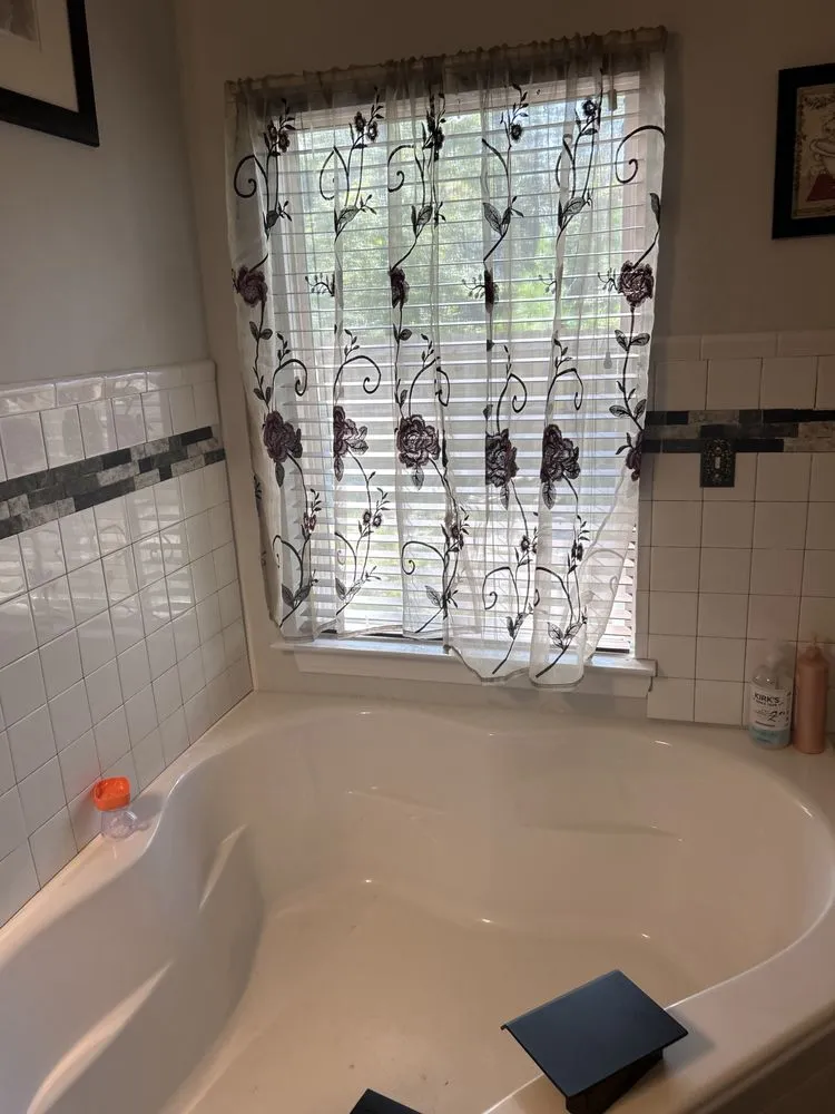 Expert outlet and switch repair in Round O, SC by Pesante Home Construction