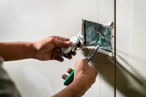 Peter Milesi Electrician