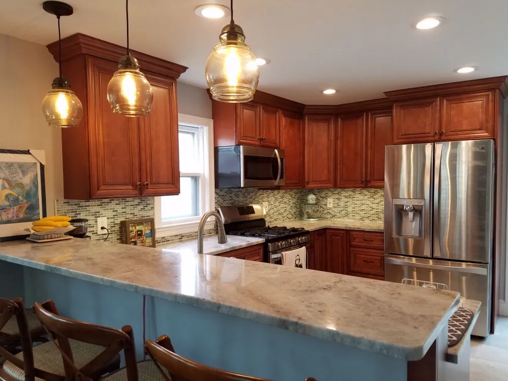 Professional electrician providing circuit breaker repair in North Waltham, MA - Peter Vitale Electric