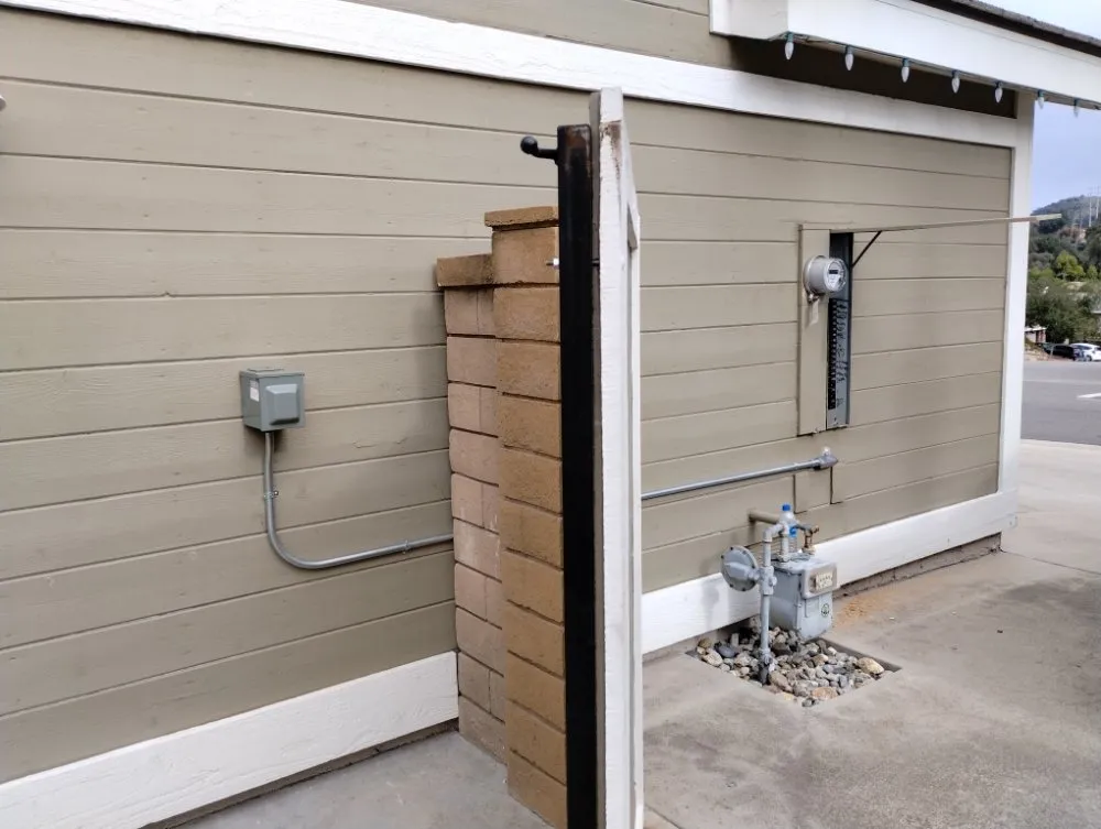 Slide of Peter Wrate Electric