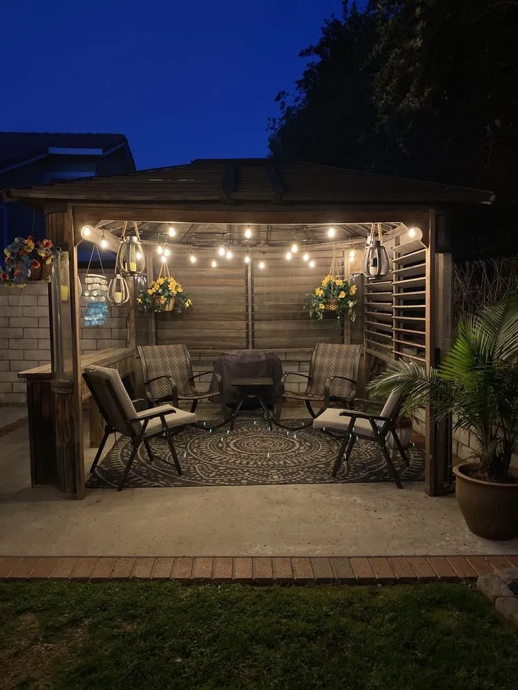 Professional electrician providing circuit breaker repair in ,