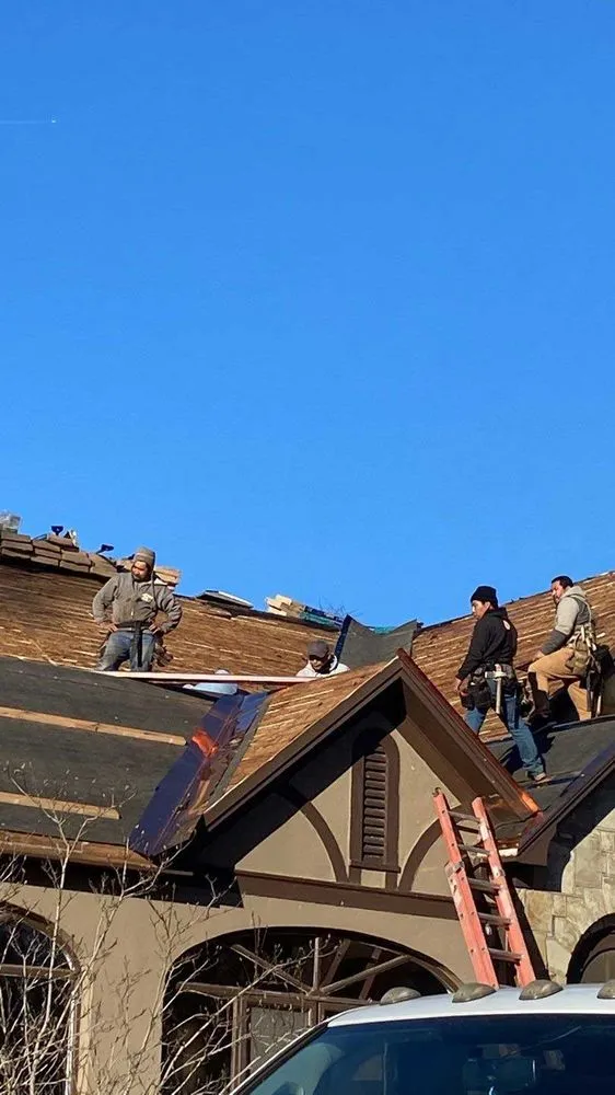 Slide of PG Roofing & Construction