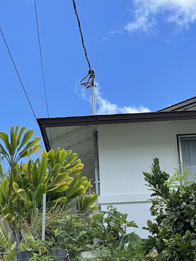 Licensed electrician providing panel upgrade in Urban Honolulu, HI - PH Electric