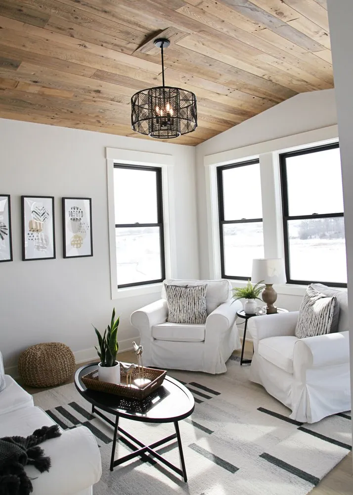 Slide of Phase Electric & Media