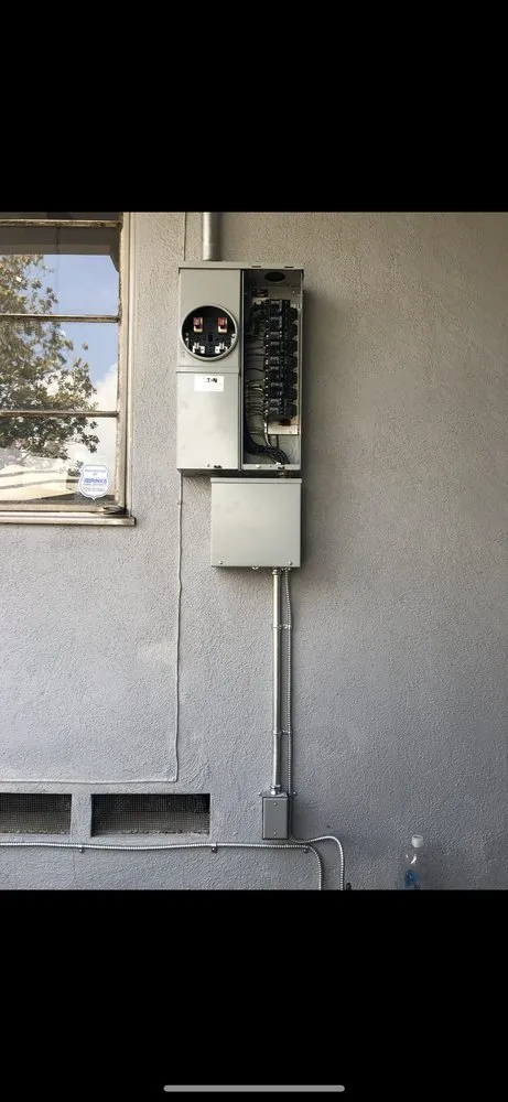 Slide of Phaze Electric