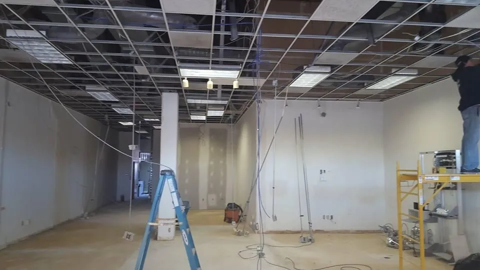 Slide of Phaze One Electric