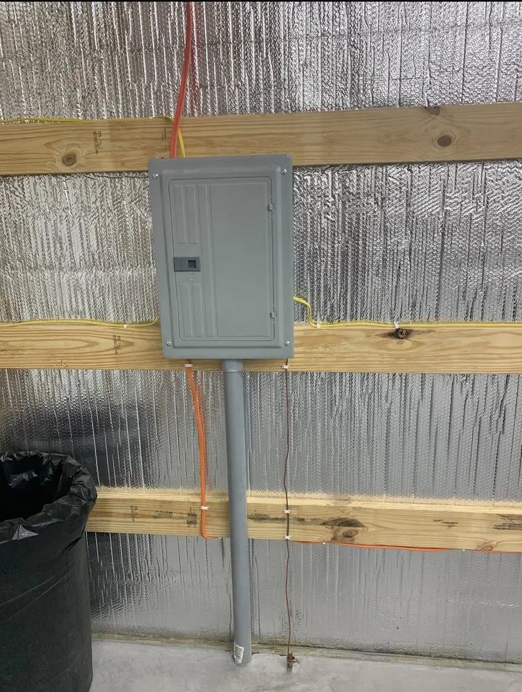 Expert electrician providing emergency electrical service in Smiths Grove, KY - Phelps Electrical Solutions
