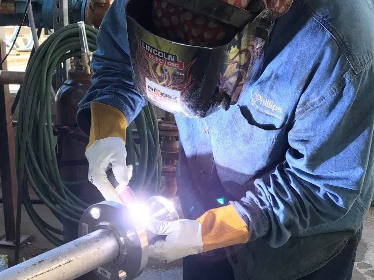 Professional electrical service for homes in wiring installation, by