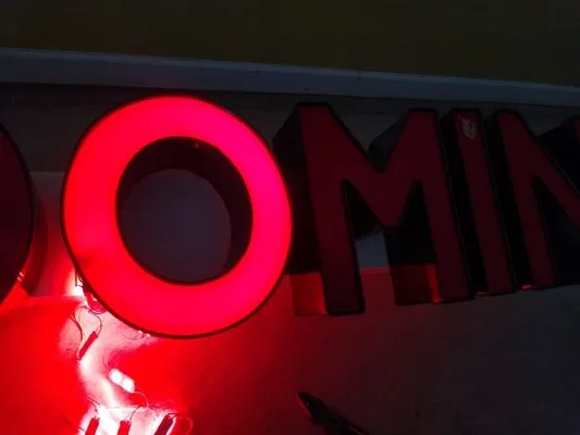 Phillips Sign Service Logo