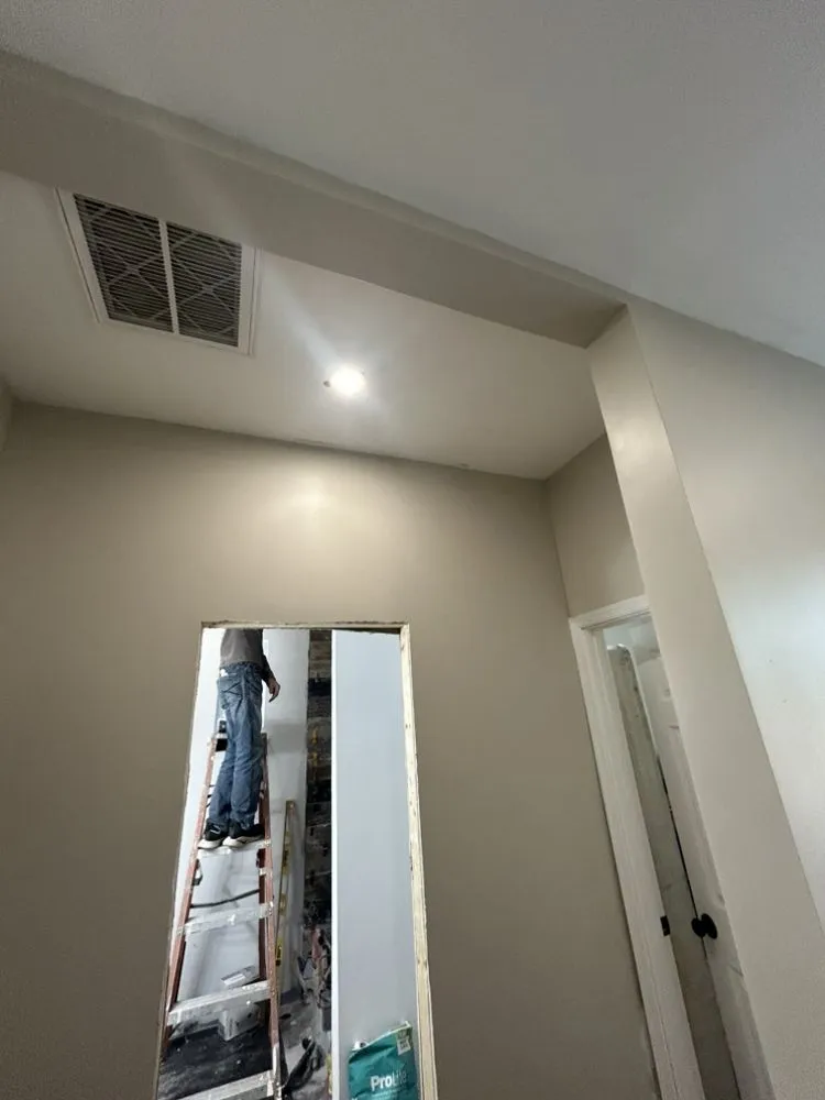Expert electrician providing emergency electrical service in Garnet Valley, PA - Philly Electric Services