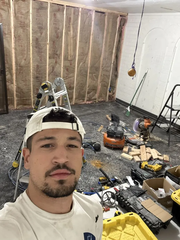 Slide of Phoenix Elite Services