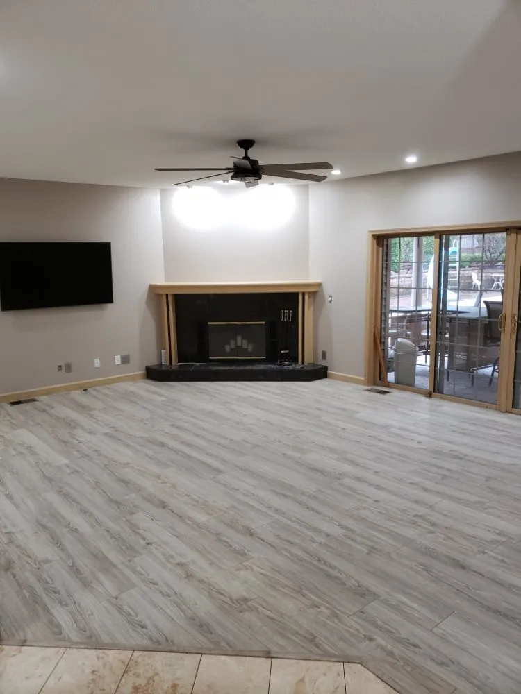 Slide of PICH Company