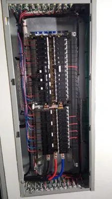 Picketts Electric Logo