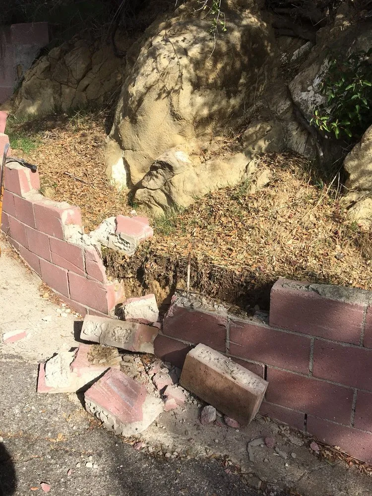 Slide of Picture Perfect Handyman