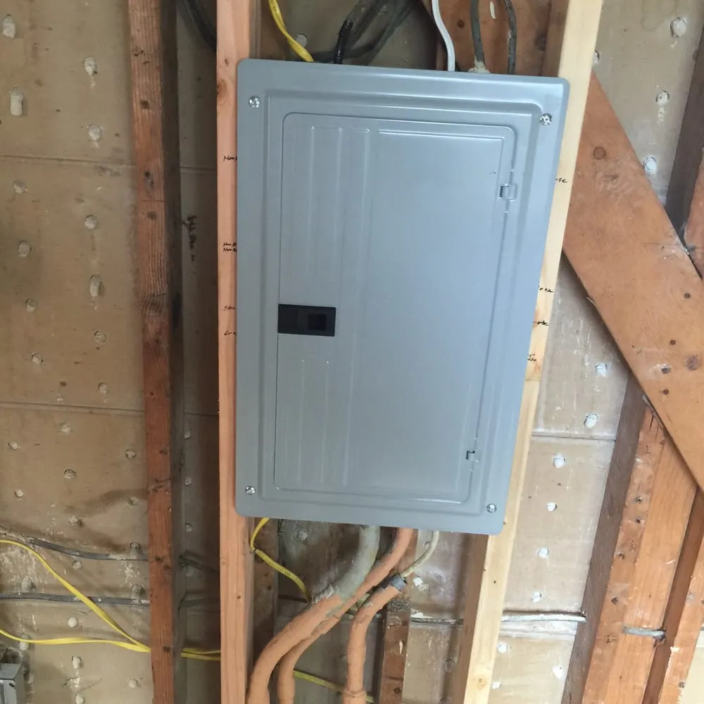 Emergency electrician providing panel upgrade in Canyon Country, CA - Pierce Electrical Services