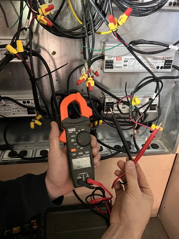 Slide of Pilgrim Construction