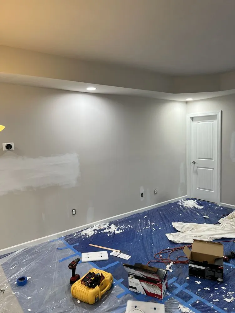 Slide of Pina Electric