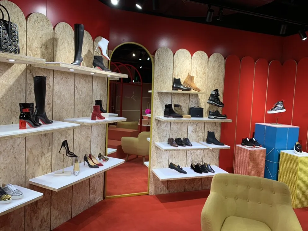 Slide of Pinnacle Electric