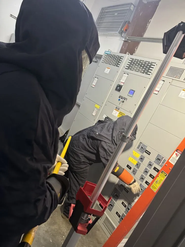 Slide of Pinnacle Electric Solutions