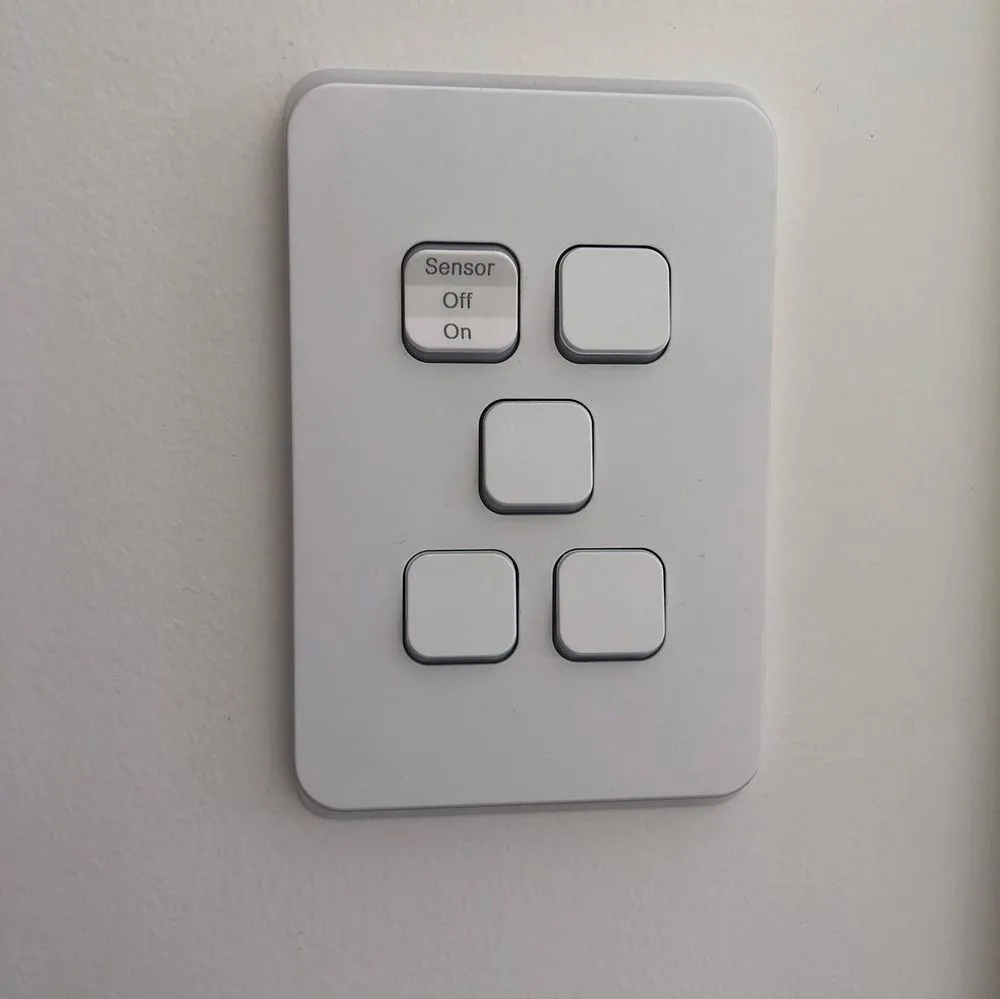 Slide of Pinpoint Electric