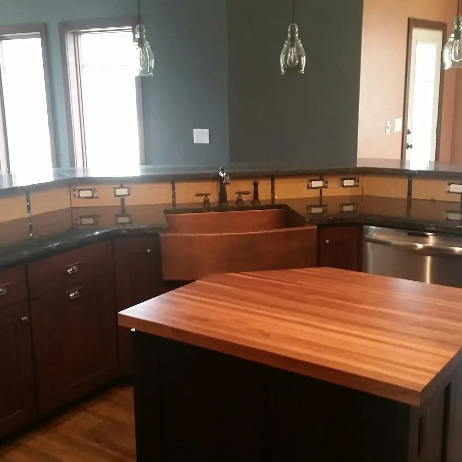 Emergency electrical service for homes in electrical repair,  by 