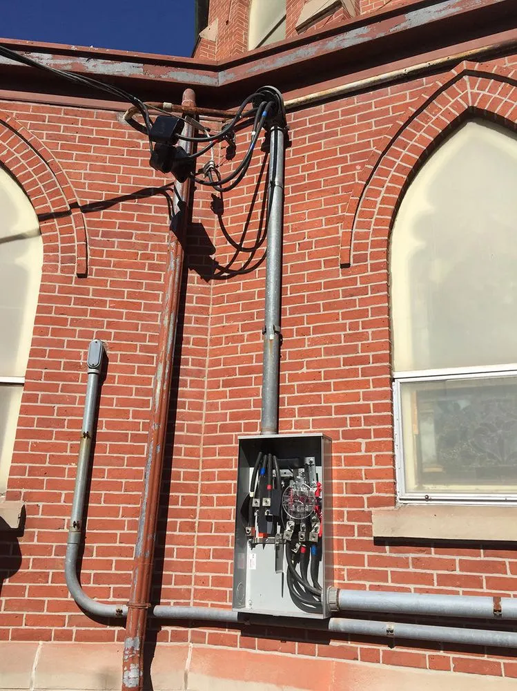 Slide of Pizano Electric