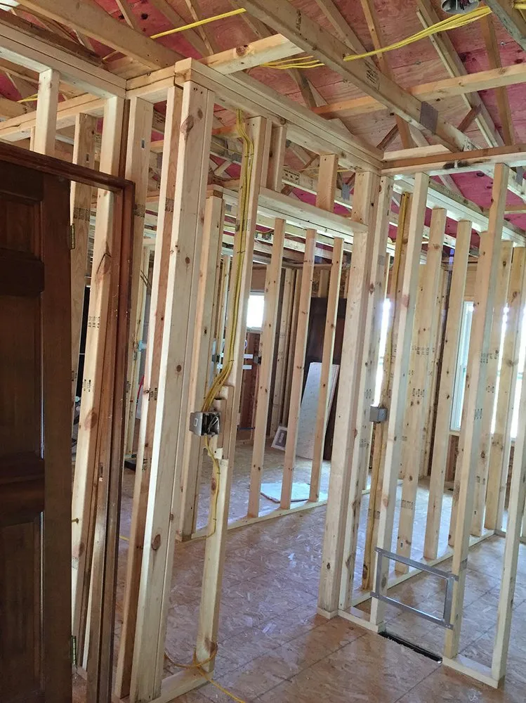 Slide of Pizano Electric