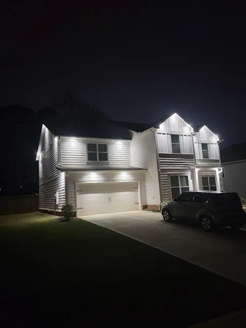 Emergency electrician providing outlet and switch repair in Ellenwood, GA - PJ Lights