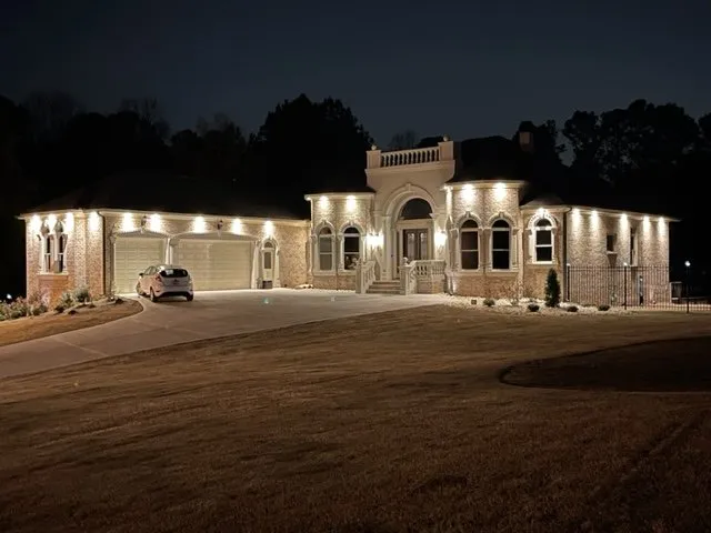 Reliable electrician providing panel upgrade in Ellenwood, GA - PJ Lights