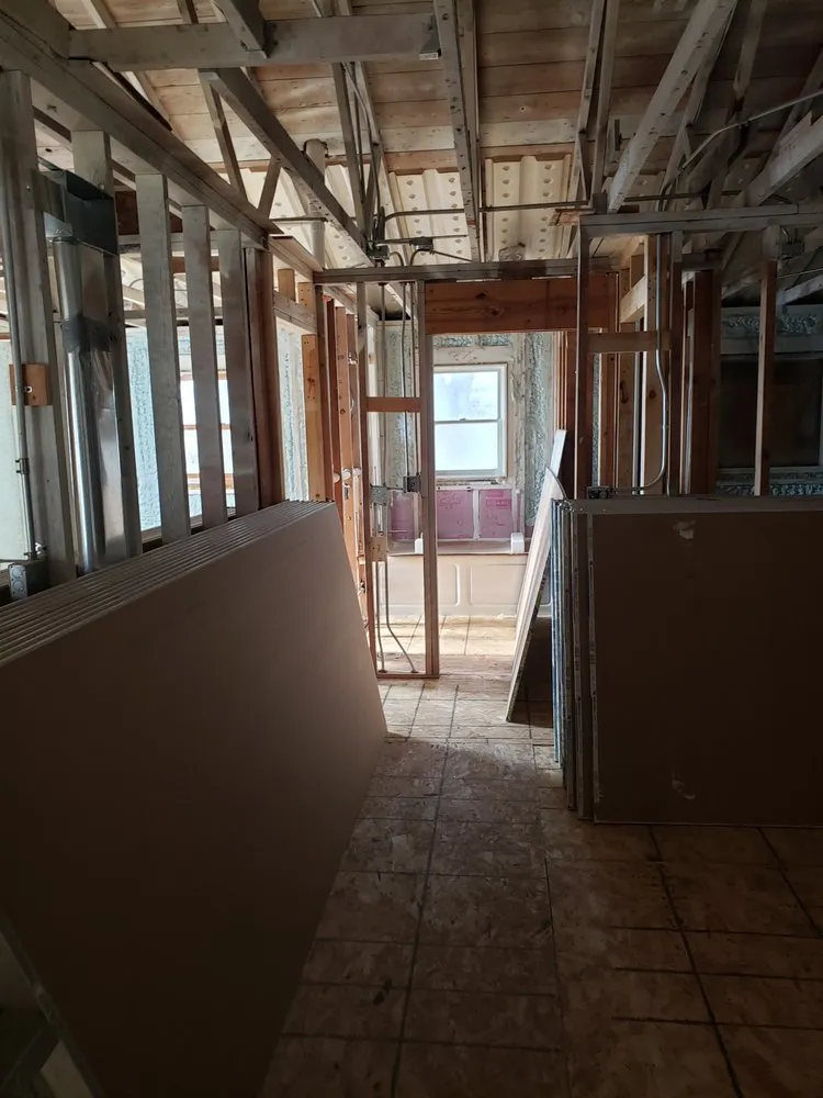 Slide of P&J Remodeling