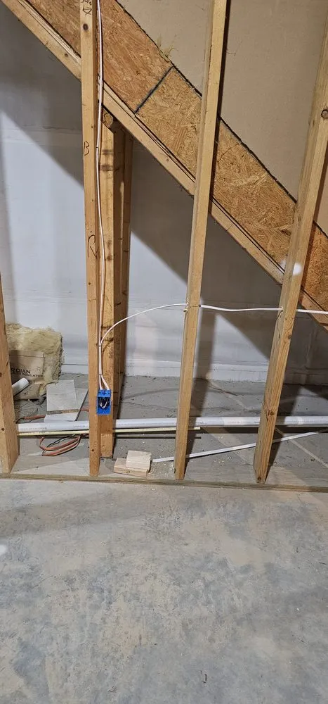 Emergency circuit breaker repair service in ,  - Planet Electric