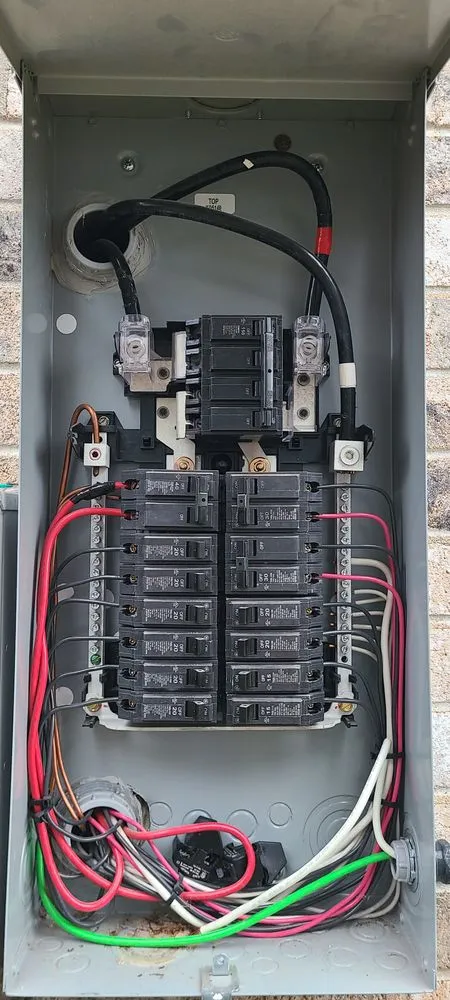 Slide of Plata Electric