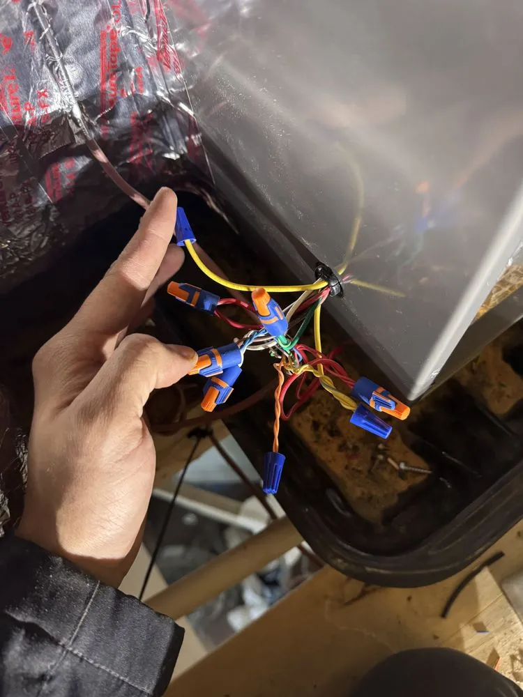 Slide of Plateros Services