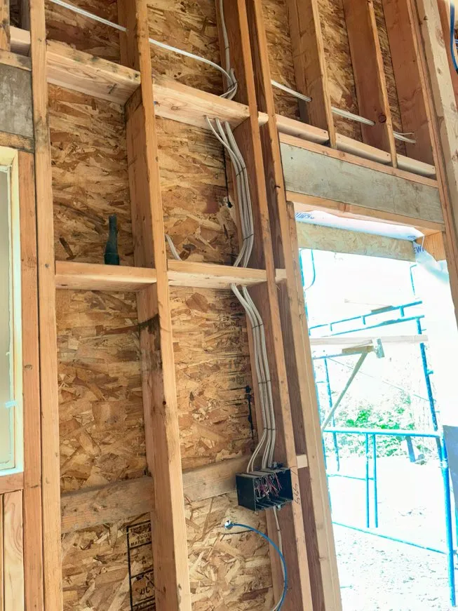 Emergency outlet and switch repair service in Coeur D'alene, ID - Platinum Electric