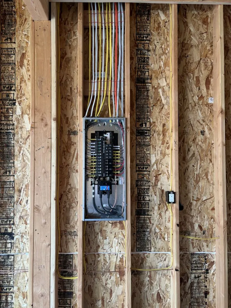 Licensed circuit breaker repair in Coeur D'alene, ID by Platinum Electric