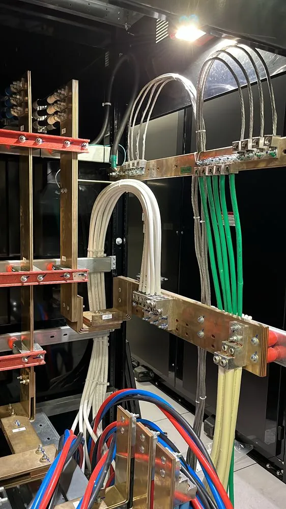 Slide of Platinum Electric Group