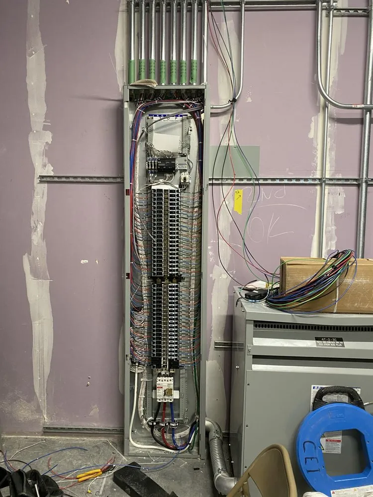 Slide of Platinum Electric Group