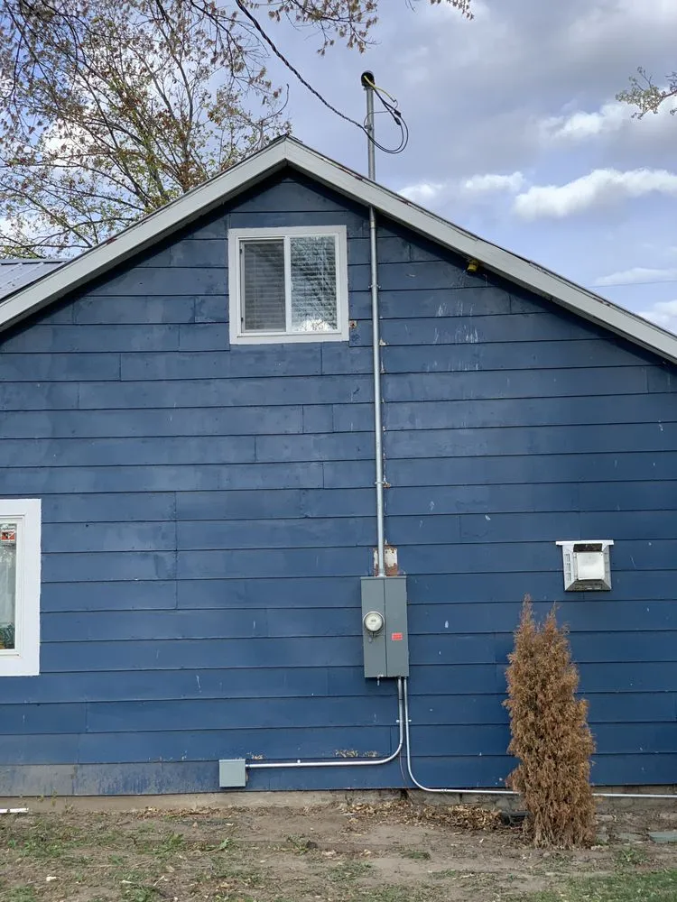 Slide of Platinum Electric