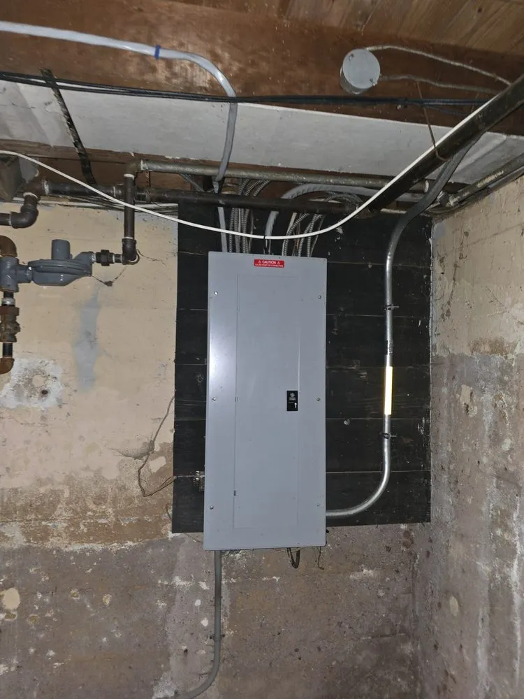 Slide of Plug & Safe