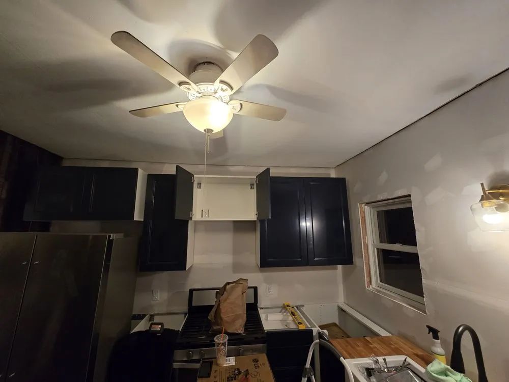 Slide of Plug & Safe