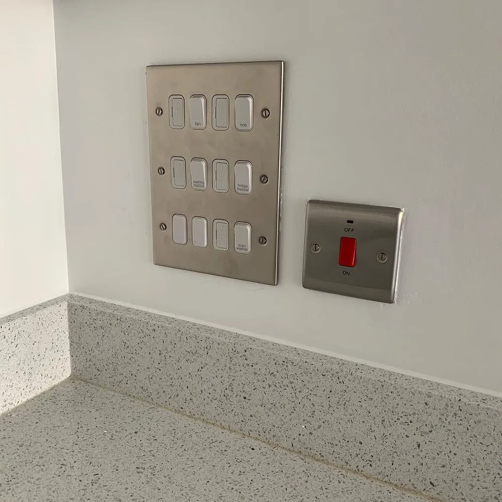 Slide of Plug-In Electrician Service