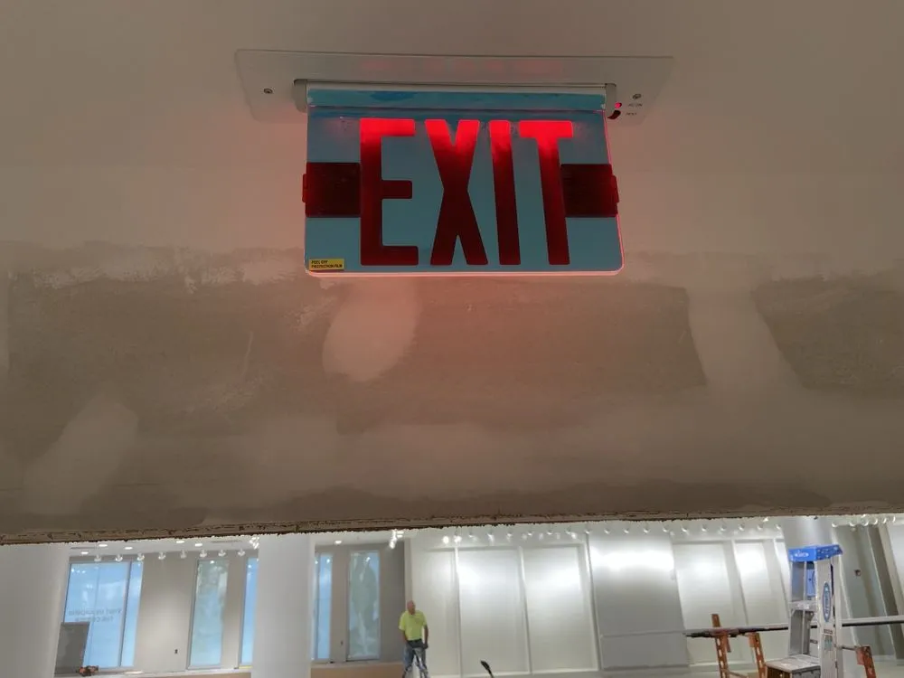 Slide of Plug it electric