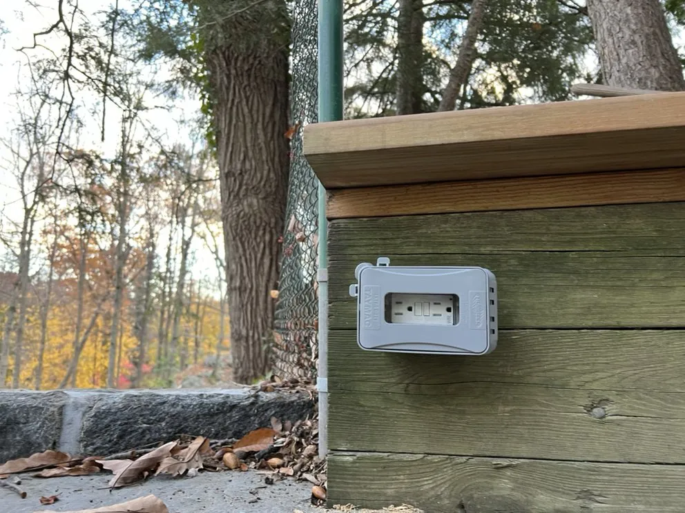 Slide of Plug it electric