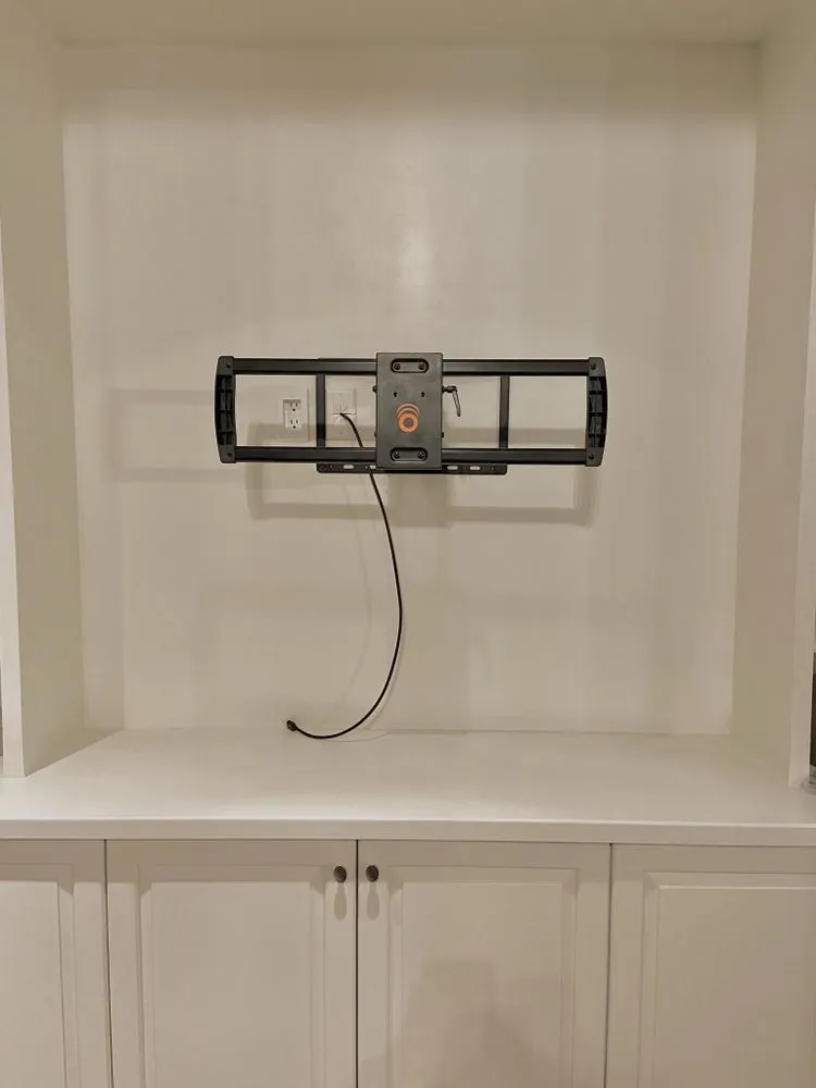 Slide of Plug it electric