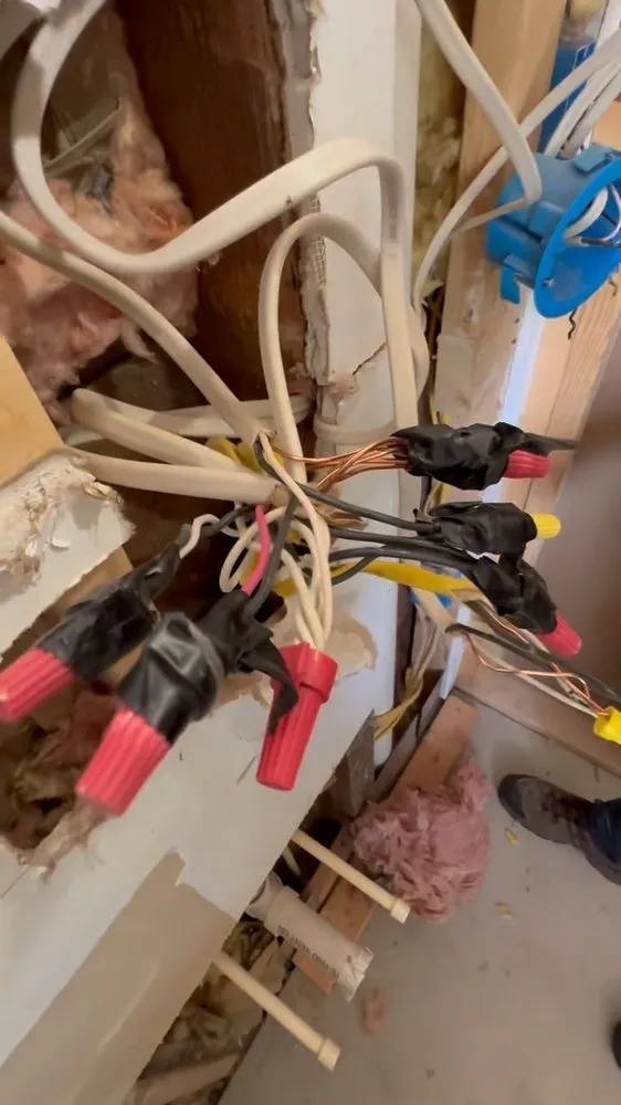 Certified emergency electrical service service in ,  - Plugg Electric