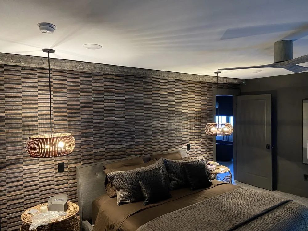 Slide of Plugged In Electric